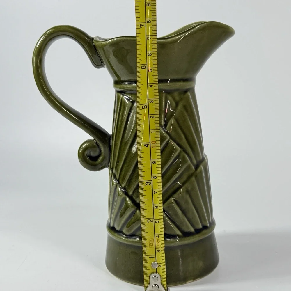 Mid Century Modern MCM Pitcher Vintage Avocado Green Geometric Ceramic 1970s‎